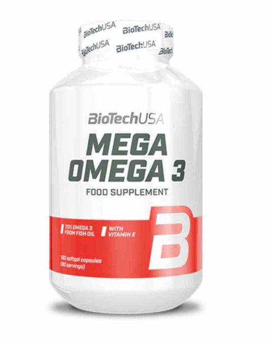 BioTech USA Mega Omega 3 Kapseln, 180 Stück, nahe Ansicht der Gelatinekapseln mit Omega-3-Fischöl, auf weißem Hintergrund