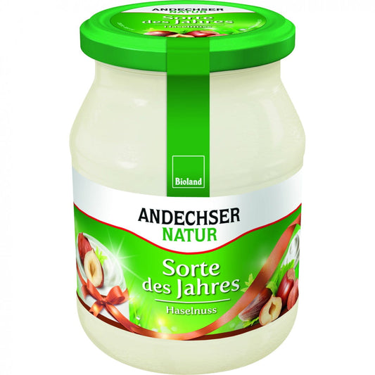 Bio Haselnussjoghurt von ANDECHSER mit 37% Fett, cremig und nussig, in 500g Becher sichtbar