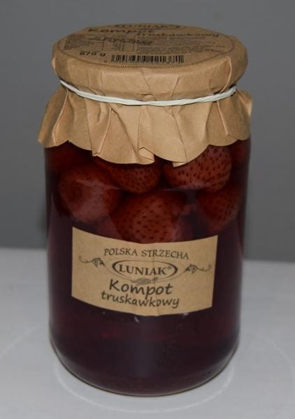 Erdbeerkompott in einer 870g Dose von LUNIAK, fruchtiges rotes Erdbeerkompott mit sichtbaren ganzen und gehackten Erdbeeren