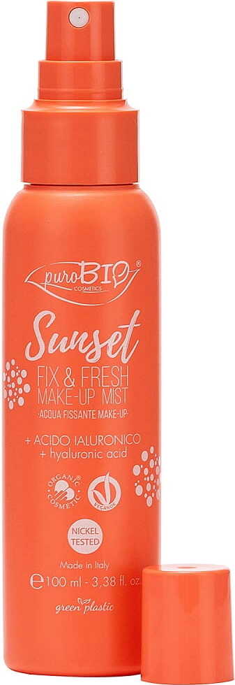 Erfrischender PUROBIO Fixer im Sprühnebel, sorgt für Frische und Halt bei Make-up und Gesichtspflege.