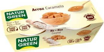 Reisdessert mit Karamell von NATURGREEN, bio, 2 x 125 g, cremiges Dessert mit karamellisiertem Geschmack, auf einem Teller serviert