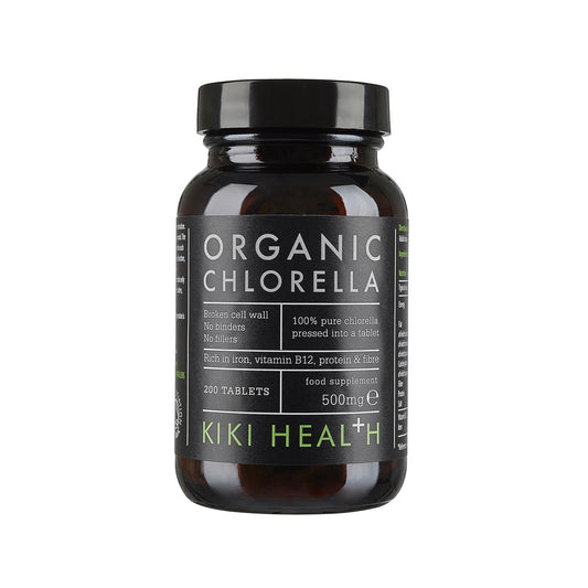 Grüne Chlorella Tabletten von KIKI HEALTH, 500 mg, 200 Stück, nährstoffreiche Algenpräparate auf weißem Hintergrund