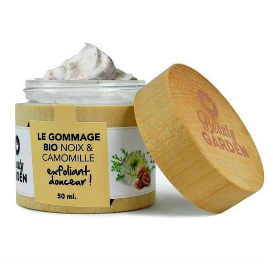 Bio-Gesichtspeeling von BEAUTY GARDEN mit Kamille und Walnuss für sanfte Hautpflege, sichtbare Peeling-Partikel, natürliche Inhaltsstoffe