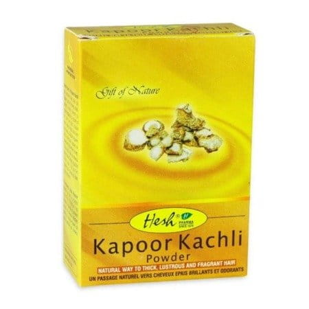 HESH Kapoor-Pulver für das Haar, feines Pulver zur Haarpflege, in einer weißen Verpackung, Nahaufnahme