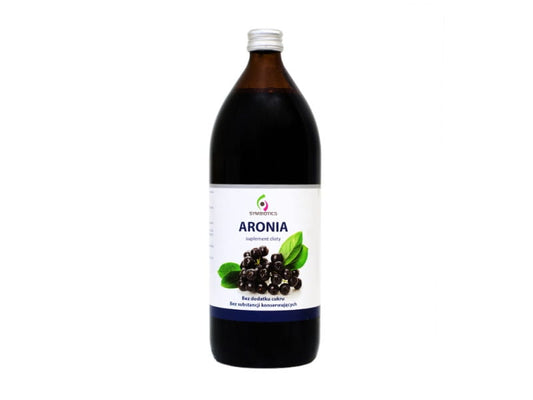 Glas mit 1000ml Aroniasaft von Symbiotics, dunkle Flüssigkeit in einer Flasche, Nahaufnahme des Produkts