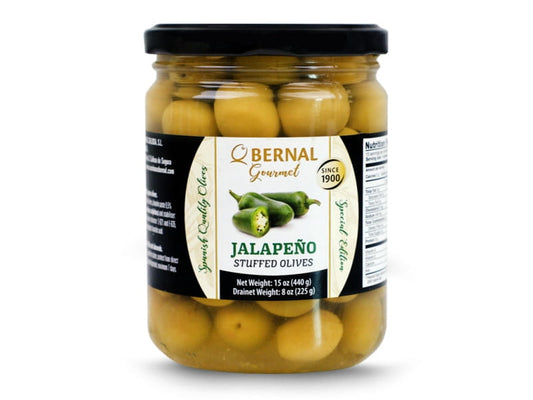 Gourmet Oliven mit Jalapenopfeffer von BERNAL in 225g Dose, frische grüne Oliven mit scharfem Jalapenogeschmack