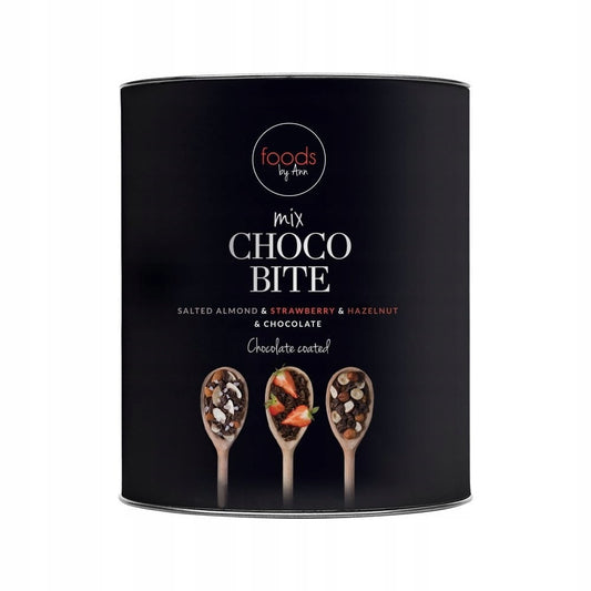 Schokoladen-Bissriegel-Set von FOODS BY ANN mit 3 x 4 Stück, leckere Schoko-Snacks auf einem Teller, Nahaufnahme