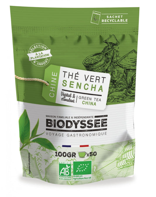 Grüner Sencha-Tee von Biodyssee, 100g Bio-Öko-Tee in einer transparenten Verpackung, feine Teeblätter und frischer Eindruck