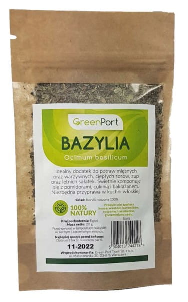 Frisches grünes Basilikum in 20 g Packung von GreenPort, ideal für Kochen und Gewürze, auf weißem Hintergrund.