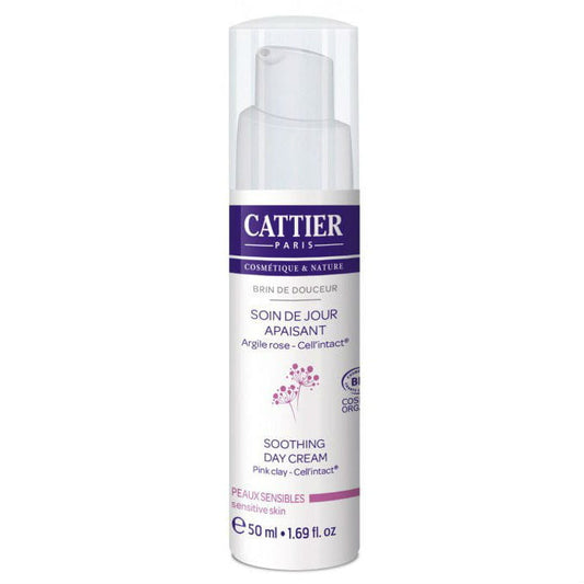 Beruhigende Tagescreme von CATTIER für empfindliche Haut, 50ml, EKO-zertifiziert, cremige Textur und sanfte Pflege sichtbar.